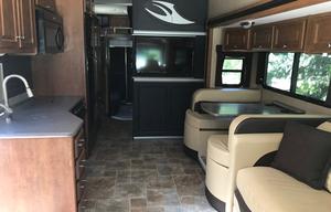 2015 Thor motorhome /toyhauler/ dream machine