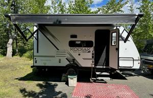 2022 Kodiak Cub 175BH 21 foot Camper