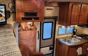 Coachmen RV Freelander 31SS