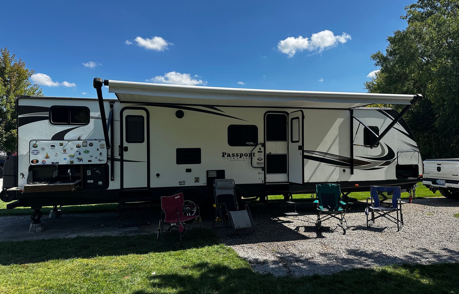 Cavs Camper - Beautiful 37' TT with Bunk House!!
