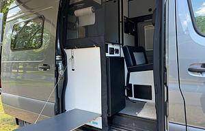 2023 Winnebago Revel 44E 4X4