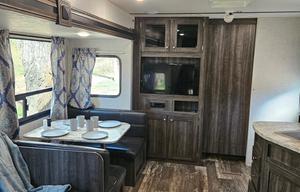2020 Starcraft Autumn Ridge Outfitter 27BHS