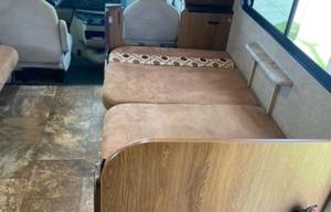 2017 Coachmen RV Leprechaun 260DS Ford 450