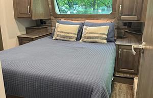 New Luxury 2 Bedroom Camper