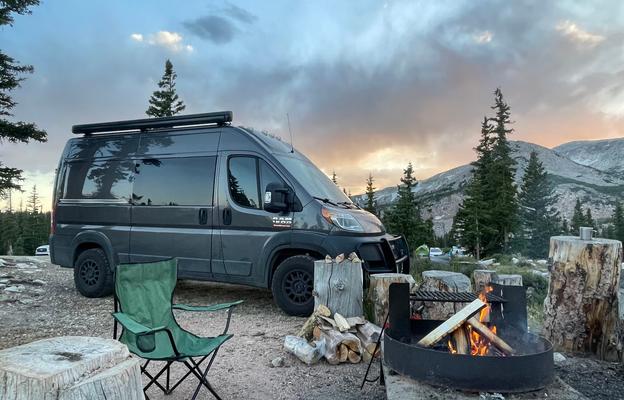 All-Season Off-Grid Campervan - Adventure Ready!