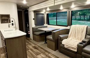2021 Keystone RV Cougar Half-Ton 34TSB