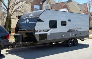 2025 Coachmen RV Catalina Summit Series 8 211BH