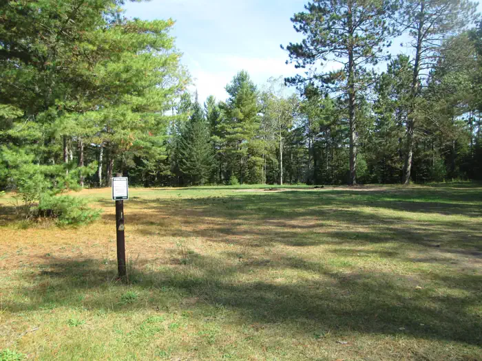 Leg Lake Campsites
