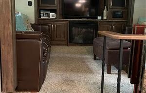 2016 Cougar 337FLS RV rental photo 3