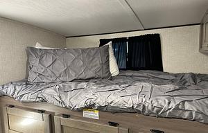 2022 CrossRoads RV Sunset Trail Super Lite SS330BH