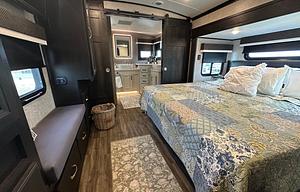 2022 Jayco North Point 382FLRB