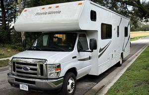 "RVilson" 2020 Winnebago Minnie Winnie Sleeps 6