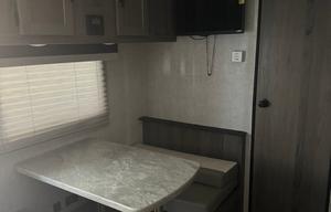 2022 Gulf Stream RV Ameri-Lite Ultra Lite 218MB RV rental photo 3