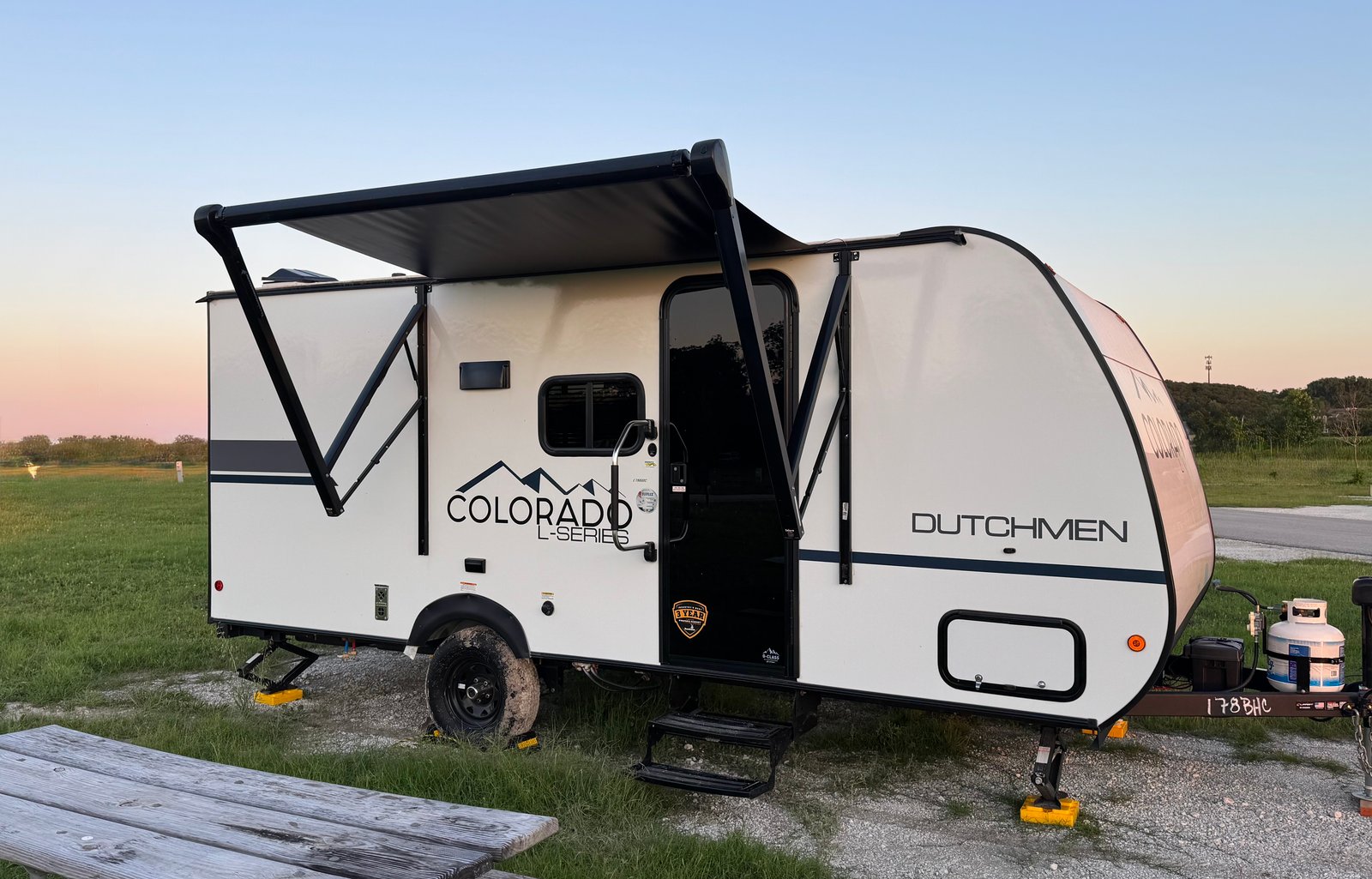 Family Bunkhouse • Sleeps 5 • Delivery