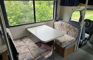 Tom & Sparkle Dog’s RV Rental!