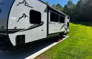 Elite Escape RV Rentals Co.   -   Delivery Only