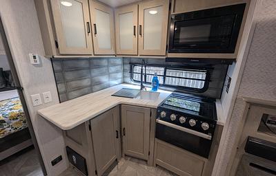 2023 Wildwood 22RBS RV rental photo 3