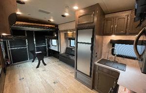 2016 Winnebago Industries Towables Spyder 28SC