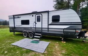 Camper Sleeps 9!!  :)