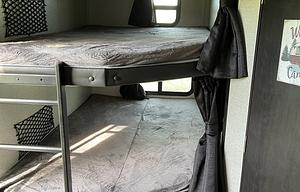 Jayflight 30' Bunkhouse