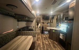 2017 Palomino Puma Fifth Wheel | Bunkhouse |