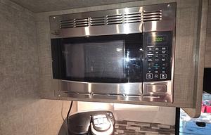 Surveyor 247BH Dog Friendly + Bunkhouse + Island