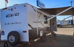 2025 Evo 175bh RV rental photo 4