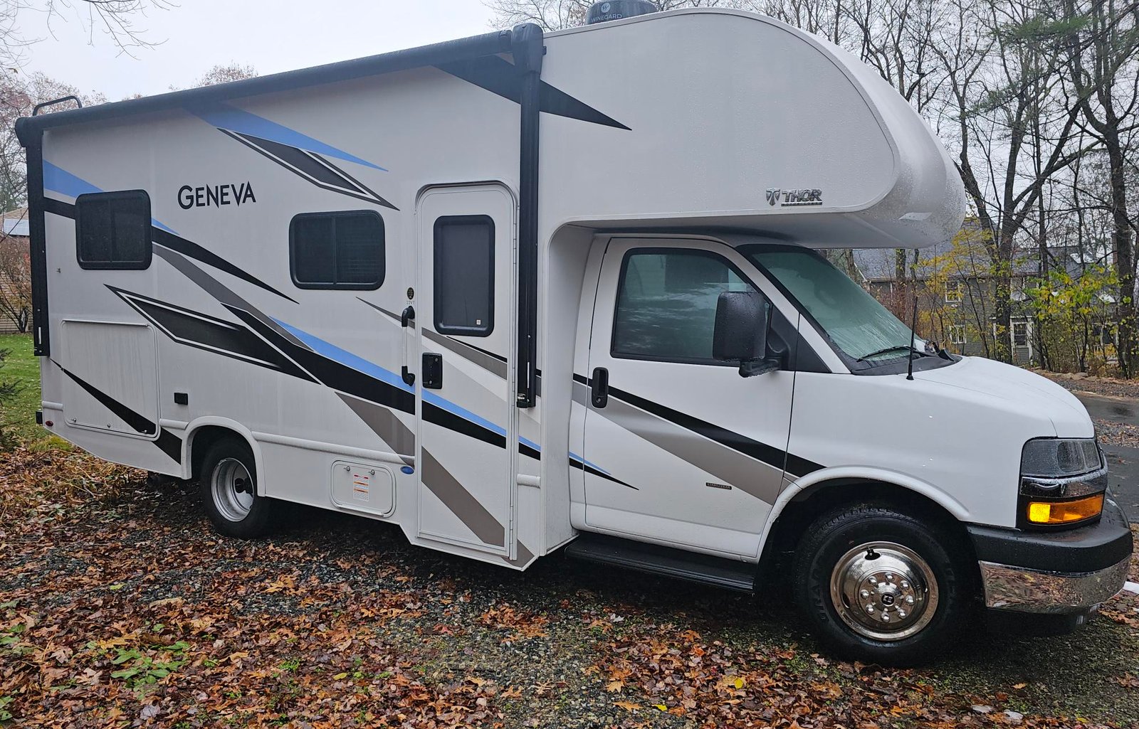 2024 Thor Motor Coach Geneva 22VT