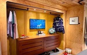 REMODELED, luxury  new interior. DELIVERY ONLY.