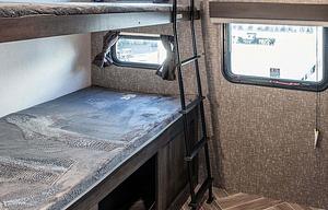 2020 Sportsmen LE 333BHKLE RV rental photo 7