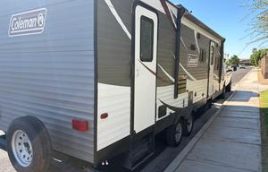 2018 Dutchmen RV Coleman Lantern Series 263BH RV rental photo 4