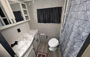 Starcraft Autumn Ridge | Comfy Modern Camper