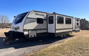2019 Winnebago Minnie Plus 31BHDS