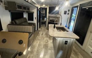 The Roaming Retreat - 2025 Palomino Puma 32BH2B