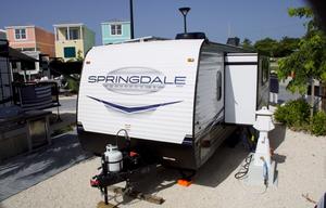 RV Delivery Daytona | Jeep Beach 4–5 Adults