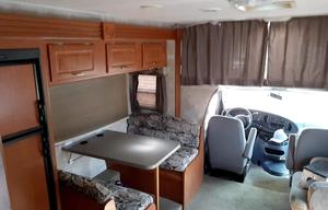 2005 Coachmen RV Freelander 2600SO