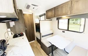 **Great For Families &National parks + Bunk beds**