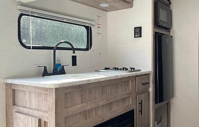 2024 Ameri-Lite Ultra Lite 268BH RV rental photo 3