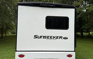 Forest River Sunseeker – Family Fun Easy to Drive