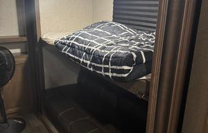 2021 Keystone RV Cougar Half-Ton 32BHS