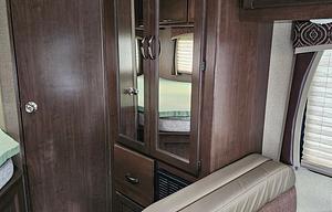 2017 Thor Motor Coach Chateau 22E