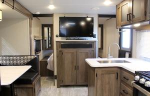 2021 Prime Time Tracer Bunk House