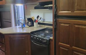 Cozy Furnished Bunkhouse- No Stress- Delivery Only