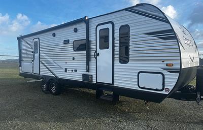 Roaming Retreat: Explore with Comfort!