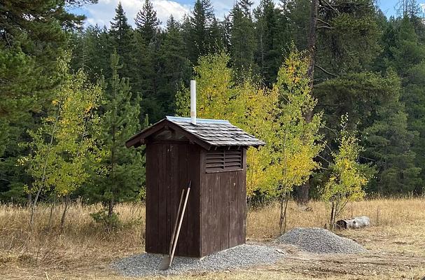 001, Loop: AREA TRAIL CREEK CABIN