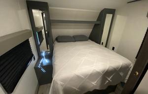 Clean & Fully Stocked Travel Trailer