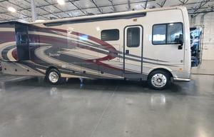 2018 Fleetwood Fleetwood Bounder RV rental photo 1