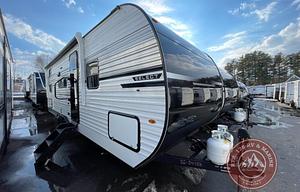 Family Adventure Bunkhouse Sleeps 8