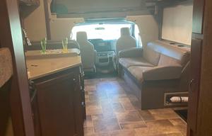2016 Thor Motor Coach Chateau 31E Bunkhouse
