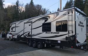 2017 Heartland Road Warrior 425